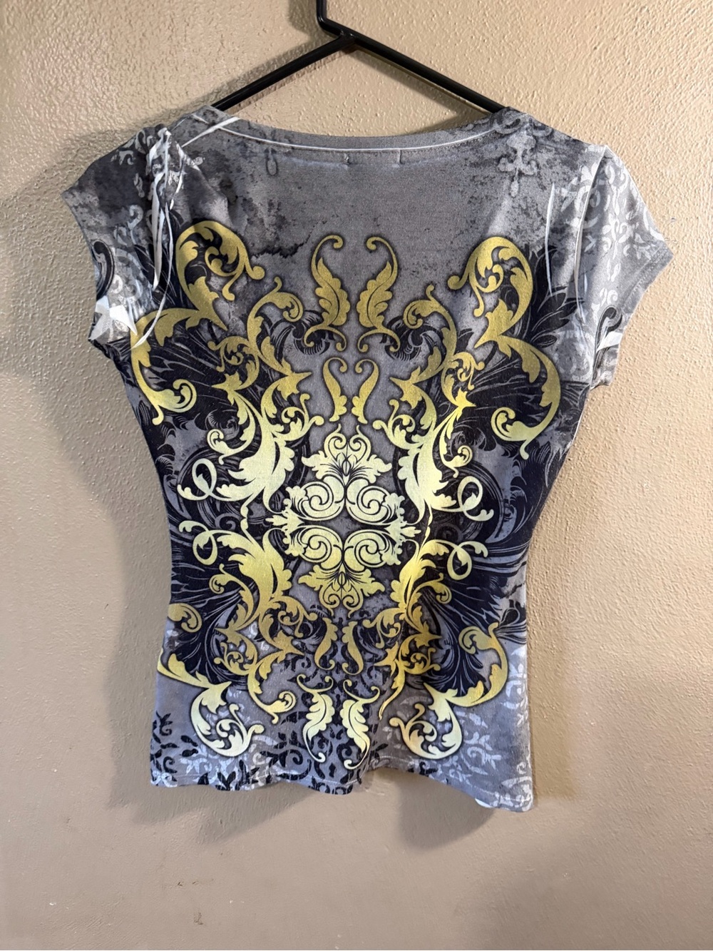 Vintage Y2K Cache Rhinestone Baroque V-Neck Top Grey Gold All Over Print Small